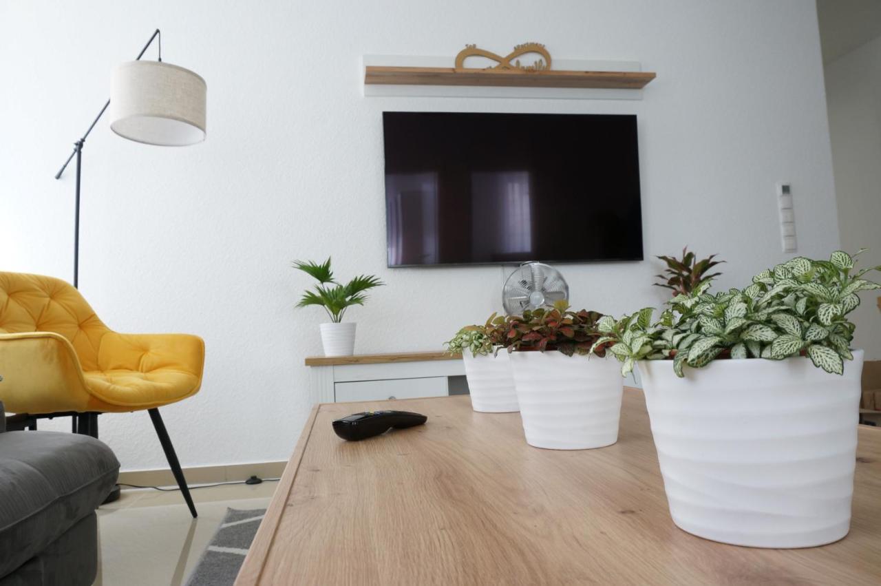 Mein Apartment Flowers Mit Kamin, Bis 10 Personen Frankenthal  Exterior foto