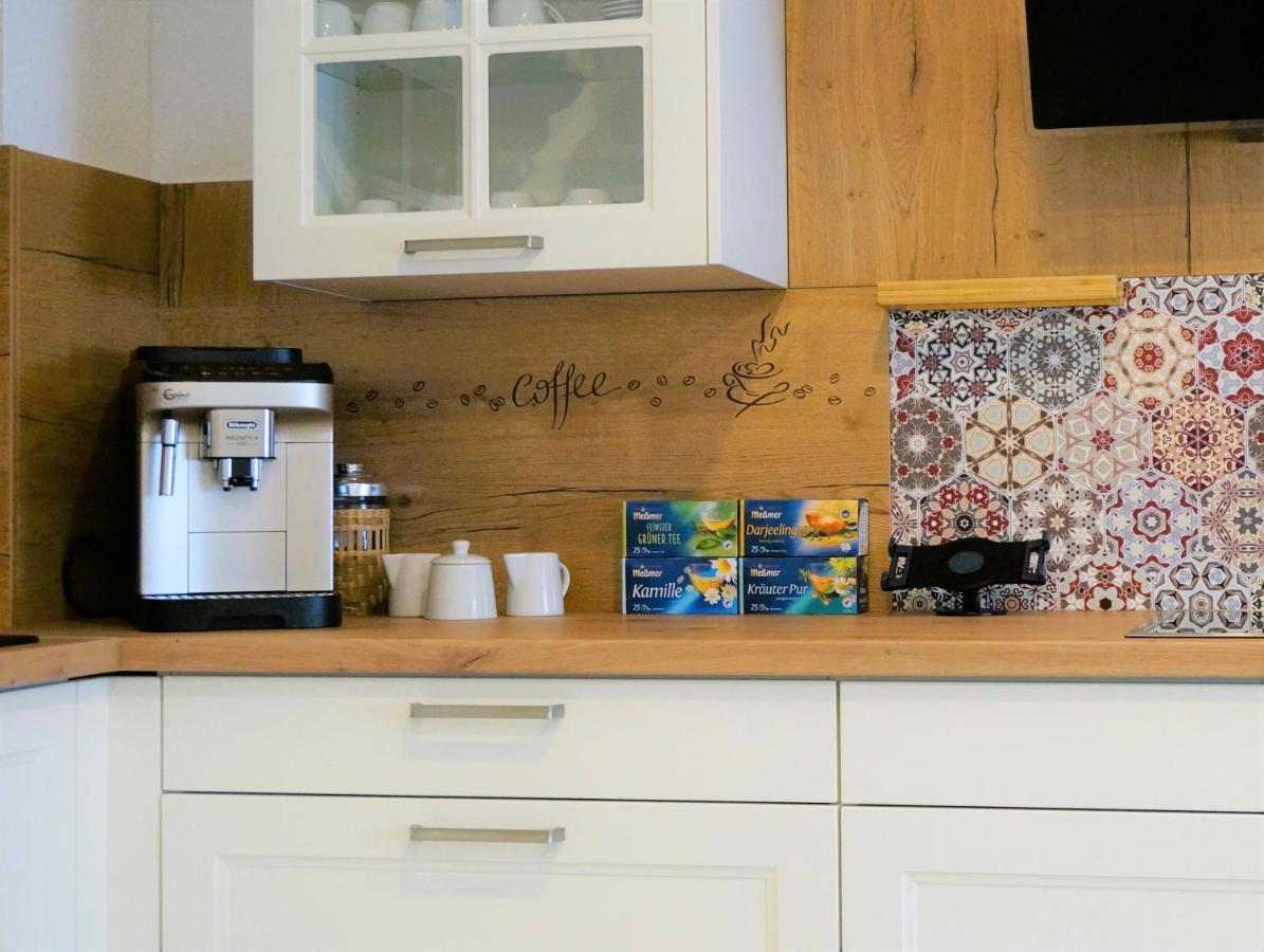 Mein Apartment Flowers Mit Kamin, Bis 10 Personen Frankenthal  Exterior foto