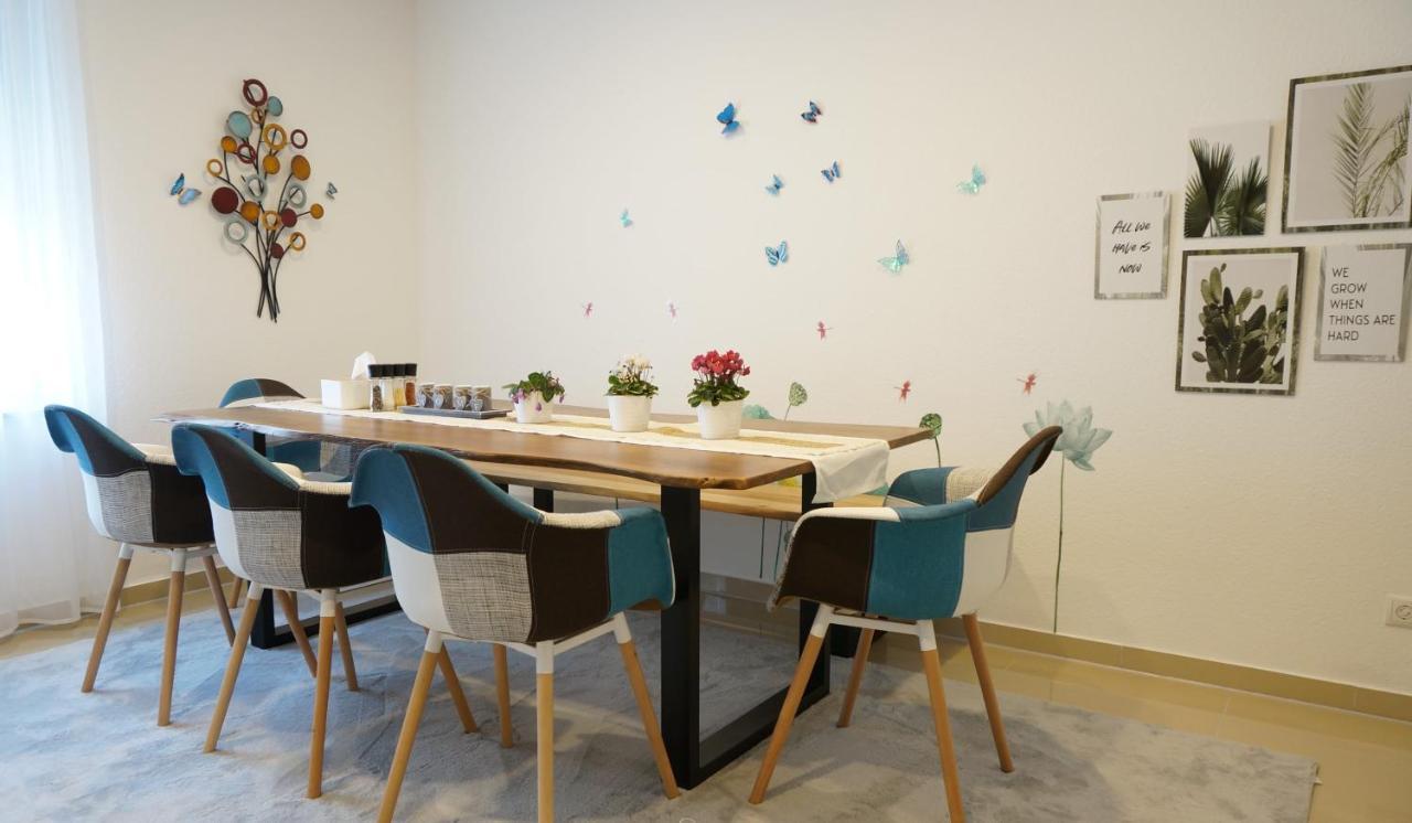 Mein Apartment Flowers Mit Kamin, Bis 10 Personen Frankenthal  Exterior foto