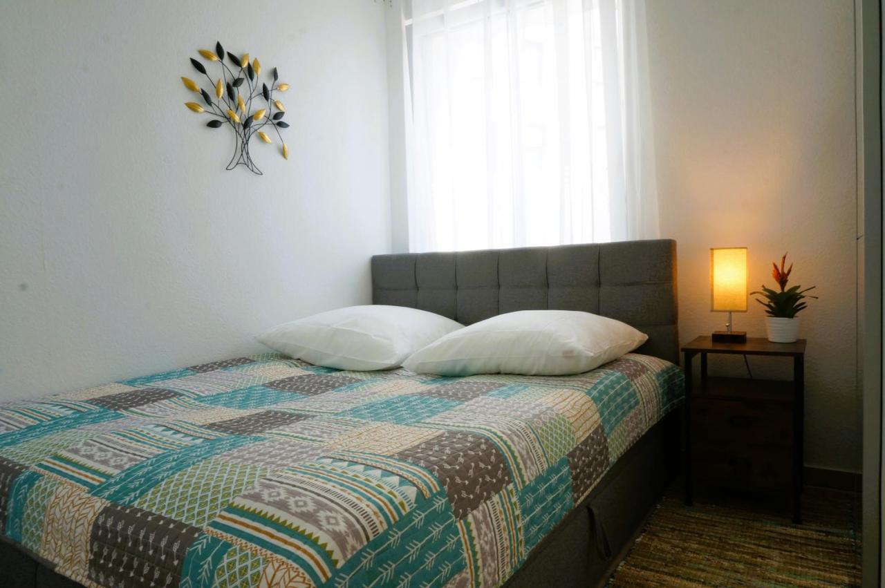 Mein Apartment Flowers Mit Kamin, Bis 10 Personen Frankenthal  Exterior foto