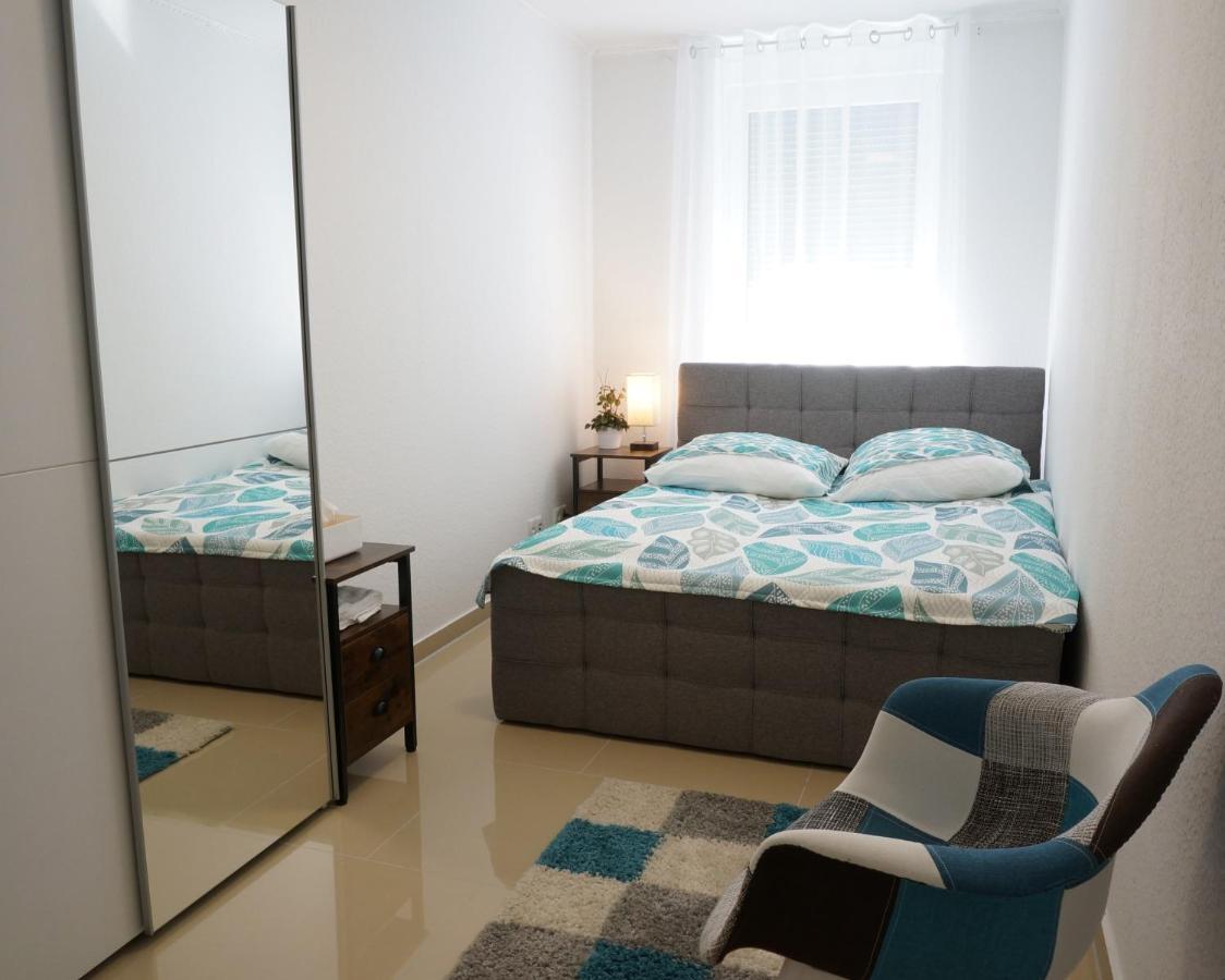 Mein Apartment Flowers Mit Kamin, Bis 10 Personen Frankenthal  Exterior foto