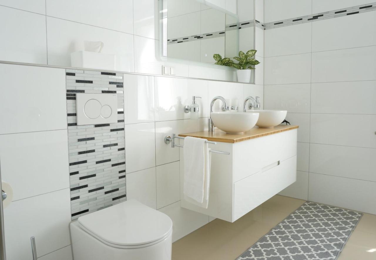 Mein Apartment Flowers Mit Kamin, Bis 10 Personen Frankenthal  Exterior foto