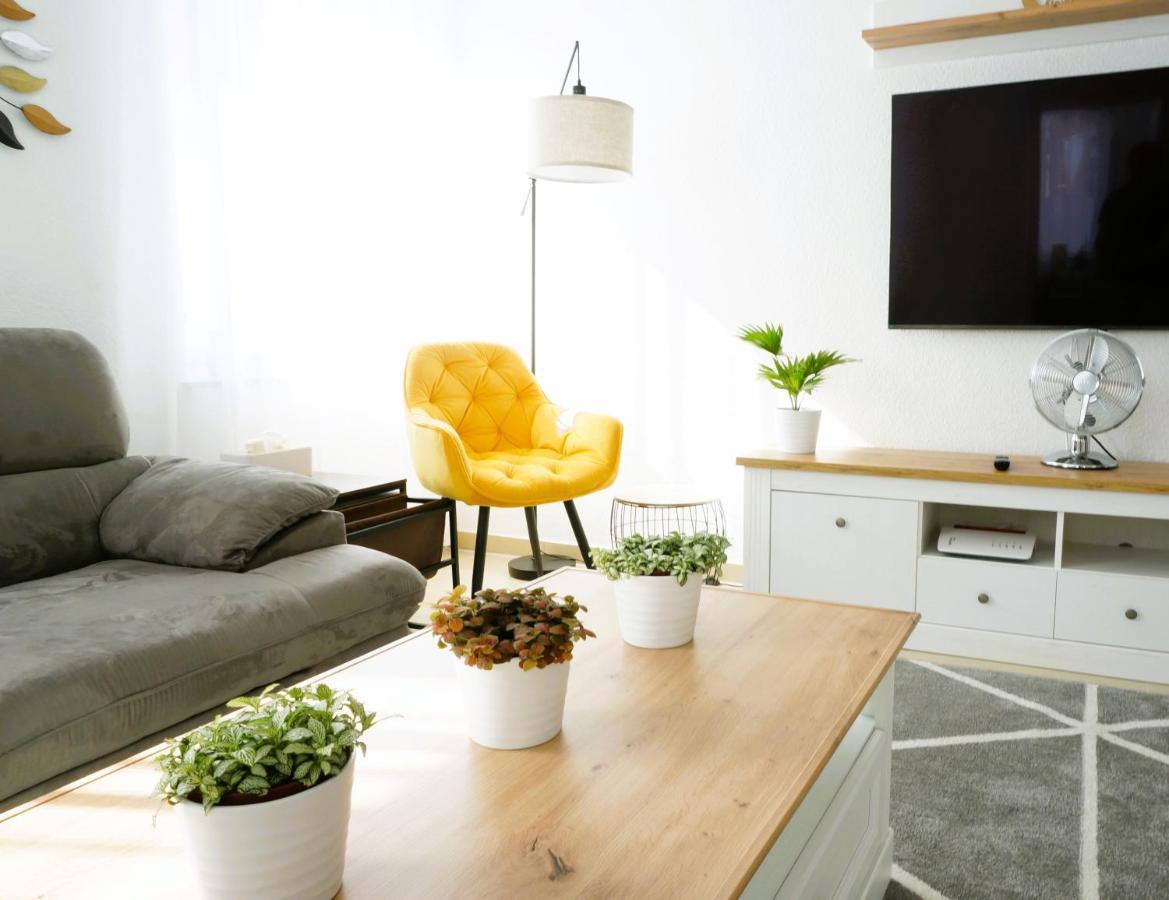 Mein Apartment Flowers Mit Kamin, Bis 10 Personen Frankenthal  Exterior foto