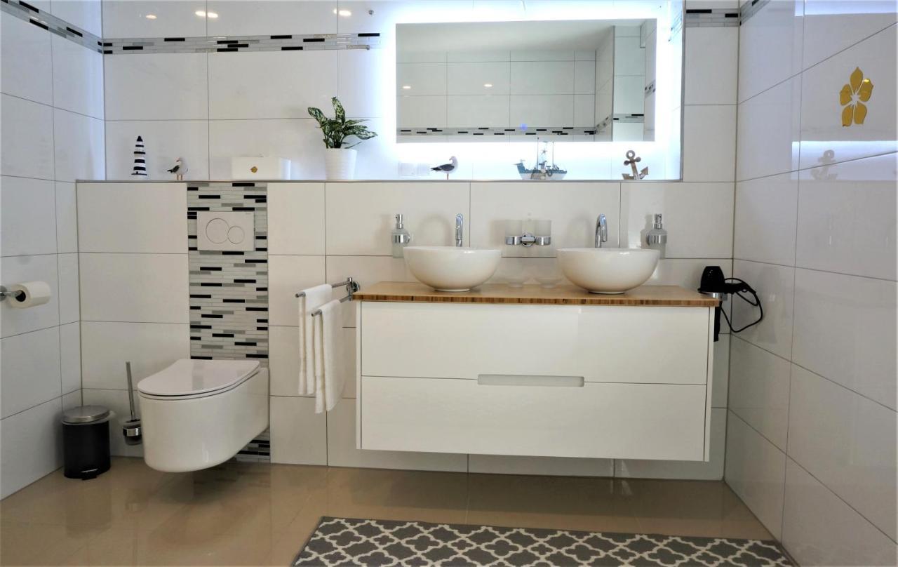 Mein Apartment Flowers Mit Kamin, Bis 10 Personen Frankenthal  Exterior foto